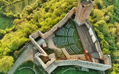 Castle of the Villa (Romeo’s) and Bellaguardia (Juliet’s)
